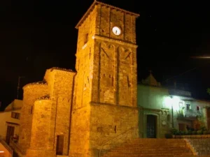 Foto di Santa Maria, vista notturna (Petacciato).jpg — Villages Italy