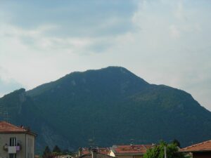 Mount Rho, Arcisate.
