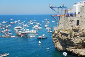 Terza tappa delle Red Bull Cliff Diving World Series a Polignano a Mare — Polignano a Mare