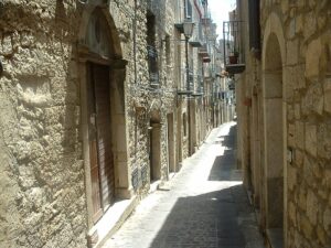 960px-Gangi_corso_Fedele_Vitale-300x225.jpg