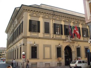 Palazzo Cabrino (Municipio) a Novara, Piemonte, Italia