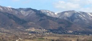 View of Capitignano from Montereale. — Capitignano