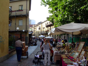 Mercato delle pulci del Balon, a Porta Palazzo, Torino (Italia) — Torino