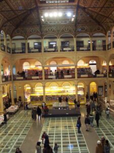 Biblioteca Sala Borsa is a library in Bologna — Bologna