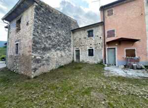 Ferrara di Monte Baldo
