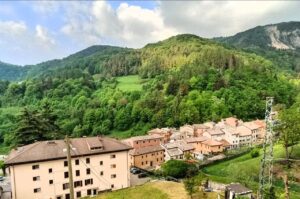 Ferrara di Monte Baldo