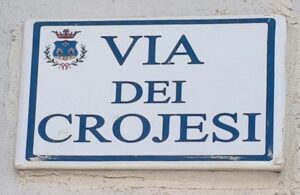 Via dei Crojesi