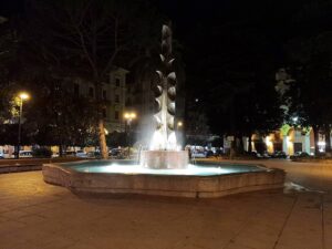 La Spezia — La Spezia, Liguria. Piazza Benedetto Brin, Fontana delle Voci.